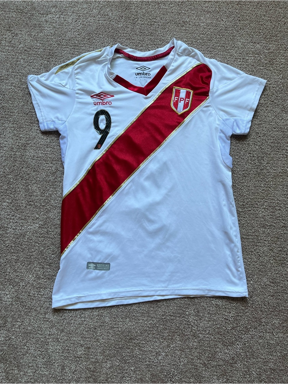 ‘2017 Umbro Peru National Team Paolo Guerrero #9 Women’s Soccer Jersey